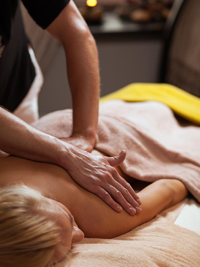 Massage californien à domicile Strasbourg